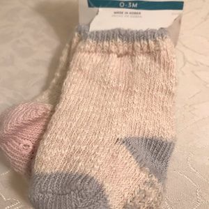 Old Navy Non - Skid Newborn Socks